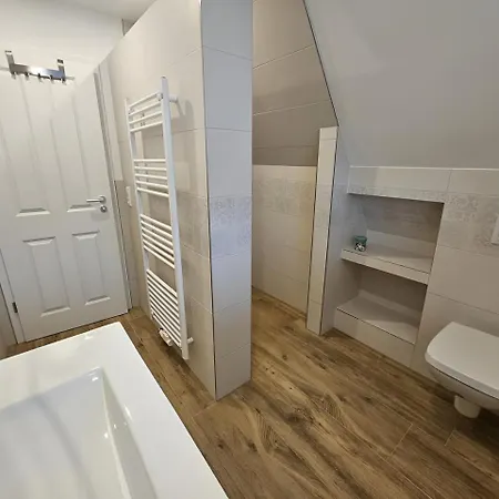 Duenenrose - Ferienhaushaelfte Mit Kamin Fuer 4 Personen Pepelow